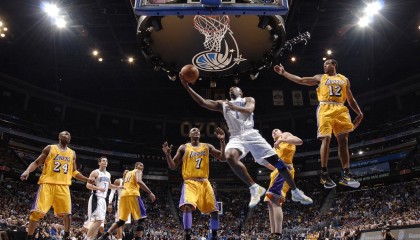 开云官网-莫兰特惊艳四座，北京队巅峰对决胜出步行者