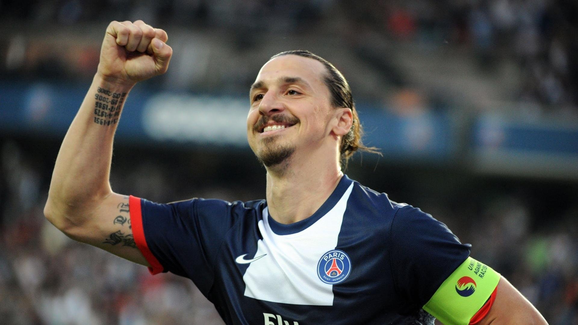 意甲焦点战，当绿茵场成为世界裂痕的镜像